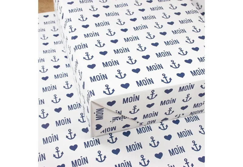 Bow & Hummingbird Bow & Hummingbird Maritimes Geschenkpapier Moin aus Recyclingpapier – Produktbild 6 von 8