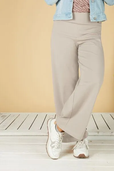 La Gitana La Gitana Lange Damenhose Bio-Baumwolle „Anouk“ – Loose Fit, fair & nachhaltig produziert, Sand, – Produktbild 1 von 4