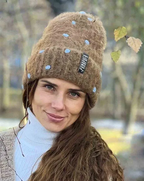 PANAPUFA PANAPUFA Gepunktete Mütze aus Mohair und Alpaka, Braun camel, – Produktbild 1 von 4