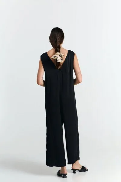 Suite 13 Lab Suite 13 Lab Neiba Jumpsuit, Schwarz, – Produktbild 2 von 3