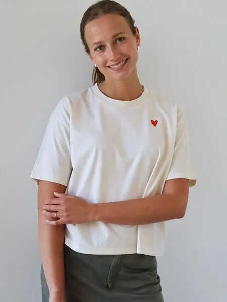 Kultgut Kultgut Artdesign Boxy-Style Shirt aus Bio-Baumwolle /Quit Moment, Natur, – Produktbild 2 von 4