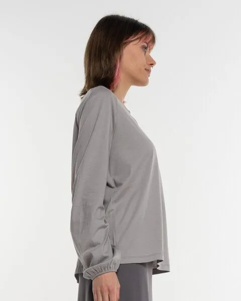 Alma & Lovis Alma & Lovis Feminines Blusenshirt aus Bio-Baumwolle | Raglan Blouse, Dolphin (grau), – Produktbild 3 von 4