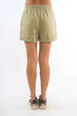 RAVENS VIEW IBIZA RAVENS VIEW IBIZA Damen vegan Shorts Creta Dunkel Aloe Grün – Produktbild 1 von 1