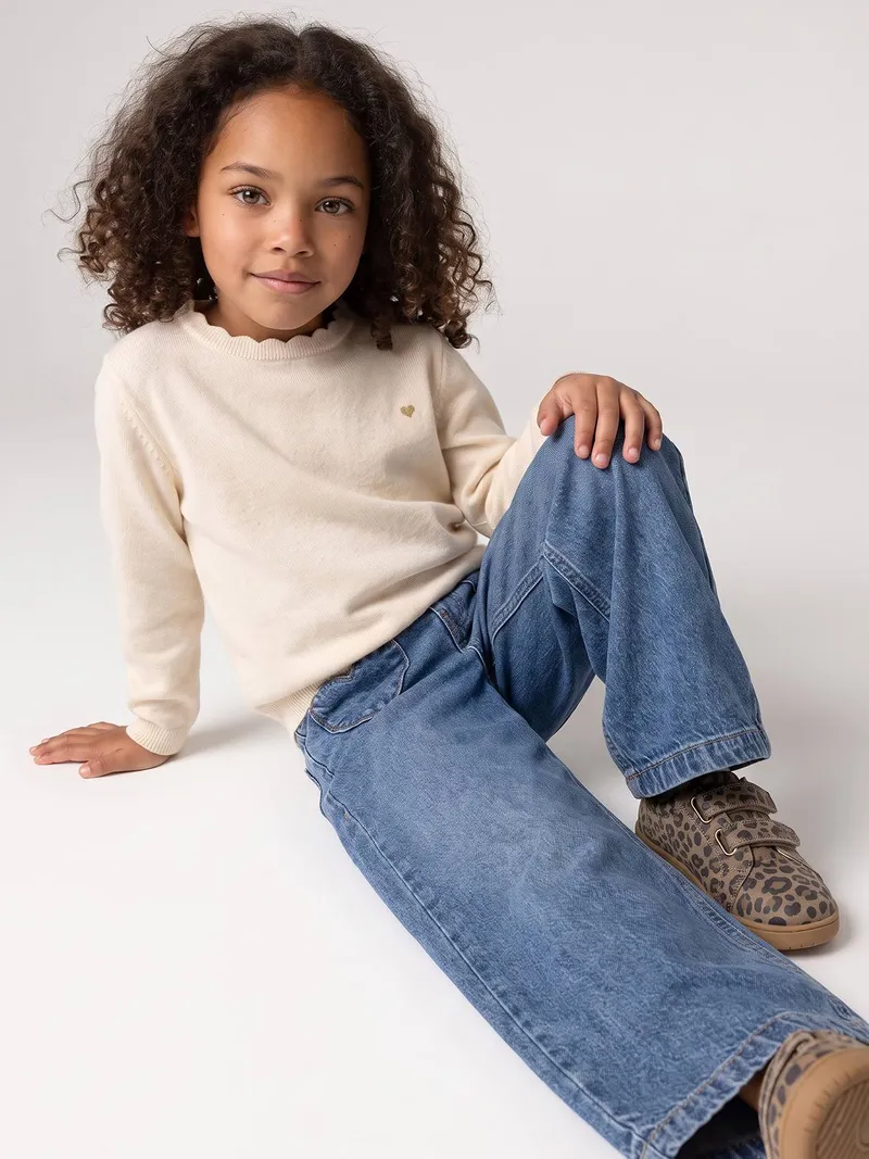 Vertbaudet Mädchen Pullover mit Herz-Stickerei & Wellenausschnitt BASIC, Beige meliert, – Produktbild 2 von 3