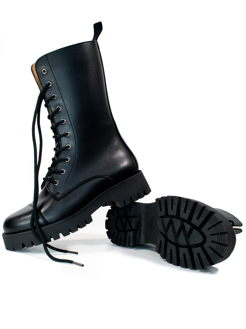 Will's Vegan Store Will's Vegan Store Damen vegan Track Sole 10 Eye Boots Schwarz, Schwarz, – Produktbild 2 von 3