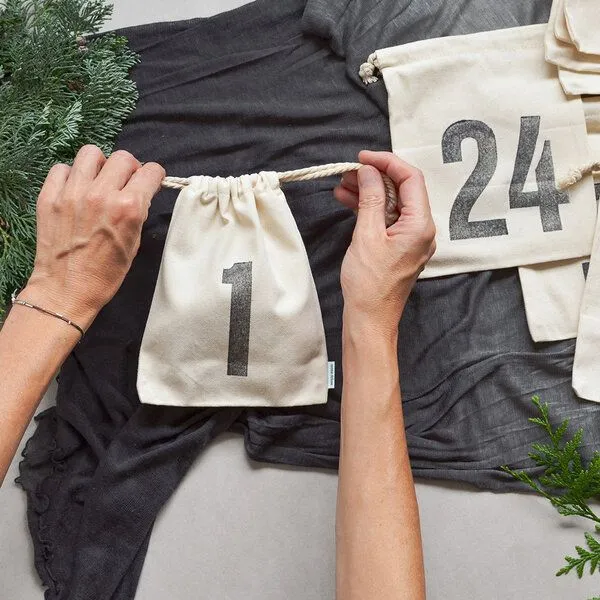 renna deluxe renna deluxe Adventskalender aus Bio-Baumwolle – Produktbild 3 von 4
