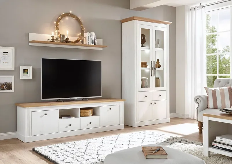 OTTO home Wohnwand Westminster, Anbauwand im Landhausstil, Komplettset, Wohnzimmer-Set, (Set, 3-St), Set besteht aus 1 Vitrine, 1 Lowboard und 1 Wandregal, Weiß, – Produktbild 1 von 5