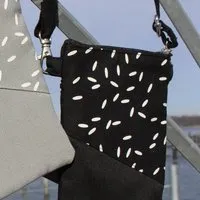 Schönes aus Indochina Schönes aus Indochina Handytasche zum Umhängen aus Upcycling-Baumwollstoffen – Produktbild 1 von 1