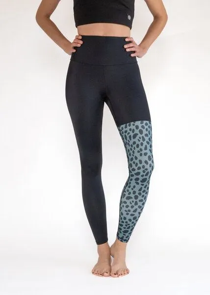 Arctic Flamingo Arctic Flamingo Blickdichte Yoga Leggings, High Waist Damen Yoga Hose aus ECONYL® regeneriertem Nylon, Grün, – Produktbild 1 von 4