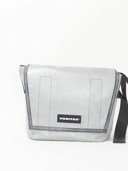 Freitag Freitag F14 DEXTER - silver (000004317777) – Produktbild 1 von 3