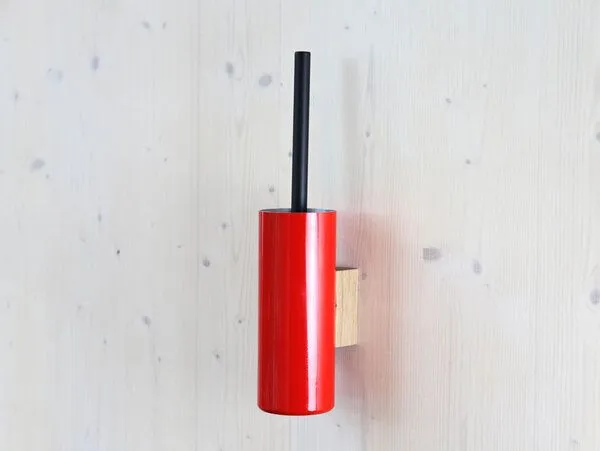 werkvoll by Lena Peter werkvoll by Lena Peter Recycling Wandhalter WC-Bürste FIRE mit Edelstahlgriff, Rot, – Produktbild 1 von 5