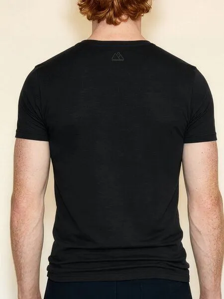 nice to meet me nice to meet me CORE T-SHIRT mit Bio-Baumwolle und TENCEL Lyocell, Deep black, – Produktbild 2 von 3