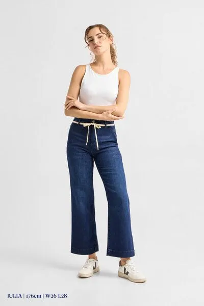 DAWN Damen Jeans DEW Flared High Waist French Pocket DAWN Bio-Baumwolle, Dark blue, – Produktbild 1 von 5