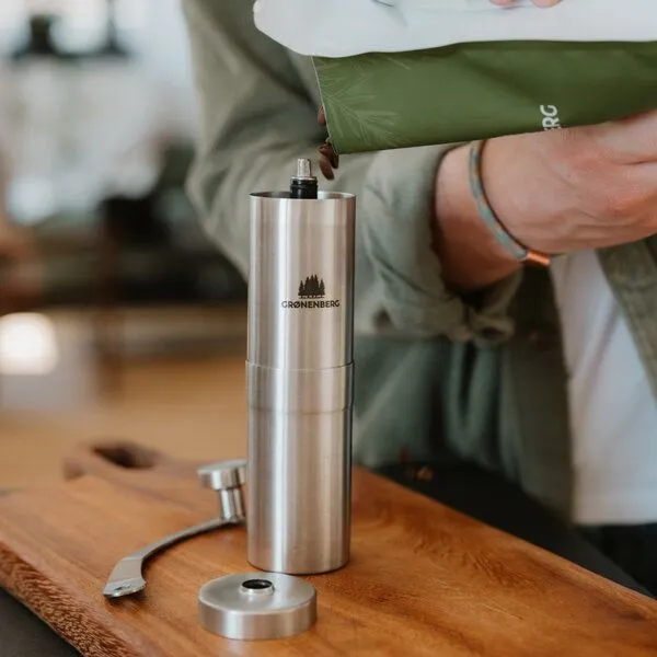 GROENENBERG GROENENBERG Manuelle Kaffeemühle aus Edelstahl | mit Keramikmahlwerk & stufenloser Einstellung – Produktbild 4 von 4