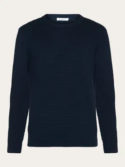 KnowledgeCotton Apparel KnowledgeCotton Apparel Herren vegan Strickpullover Vagn Bubble Crew Neck Total Eclipse Navy – Produktbild 1 von 1