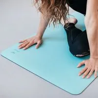 DIYogi DIYogi Professionelle Yogamatte – Rutschfest, Naturkautschuk, Hautfreundlich & Öko-zertifiziert, Blau, – Produktbild 1 von 1