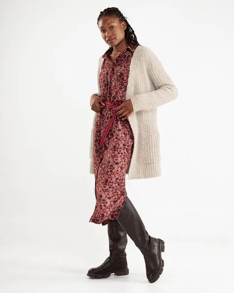 Alma & Lovis Alma & Lovis Strickjacke aus Suri-Alpaka-Woll-Mix | Suri Jacke, Ecru (beige), – Produktbild 2 von 2
