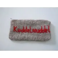 short'n'pietz short'n'pietz handgefilzte Federtasche oder Kosmetiktäschchen mit Reißverschluß, Grau, – Produktbild 1 von 1