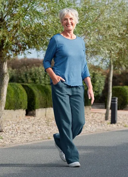 Heidekönigin Heidekönigin weite Leinenhose, Navy, – Produktbild 1 von 4