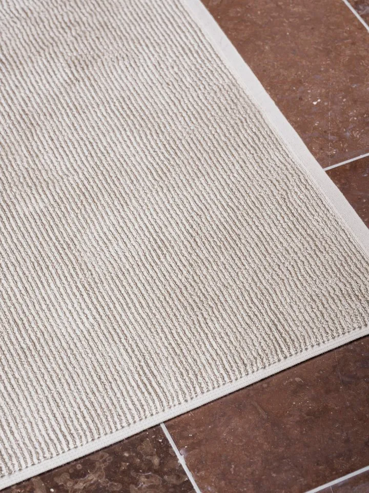 blomus Badematte -TUYO- Duschmatte, Fußmatte für Bad, Duschvorleger aus Baumwolle, 100% Baumwolle, Wohlfühloase, Weich & Saugfähig, extra Komfort, Beige, – Produktbild 4 von 4
