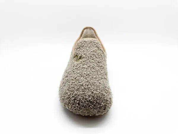 thies Veganer "thies ® Rec Teddy Closed Slipper" aus ultraweichem, recyceltem Fell, Truffle, – Produktbild 4 von 4