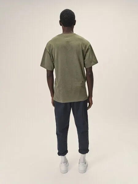WOTE WOTE T-Shirt aus Bio-Baumwolle, Oliv, – Produktbild 3 von 3