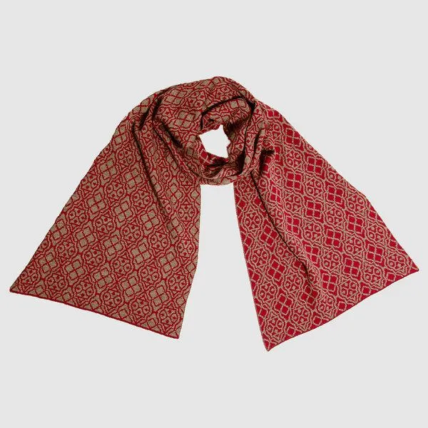LANARTO slow fashion LANARTO slow fashion Schultertuch Libelle aus mulesingfreier Merinowolle made in germany, Rot (bordeaux), – Produktbild 3 von 3