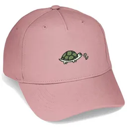 LIGARTI Bestickte Cap – Lars die Schildkröte – LIGARTI Tiermanufaktur – Produktbild 1 von 1