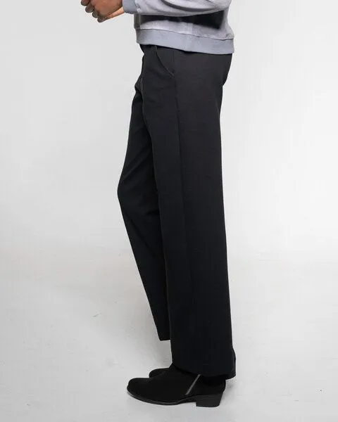 Alma & Lovis Alma & Lovis Edle Hose in Gabardine-Struktur aus feiner Bio-Baumwolle | Gabardine Hose, Raven (schwarz), – Produktbild 3 von 4