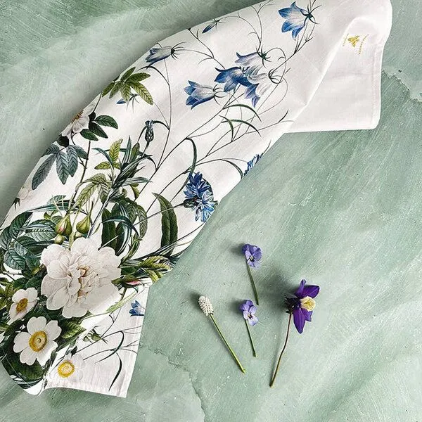 Koustrup Koustrup Blumenmotiv-Geschirrtücher aus 100% Bio-Baumwolle, 48 x 70 cm, Blue flower garden, – Produktbild 1 von 2