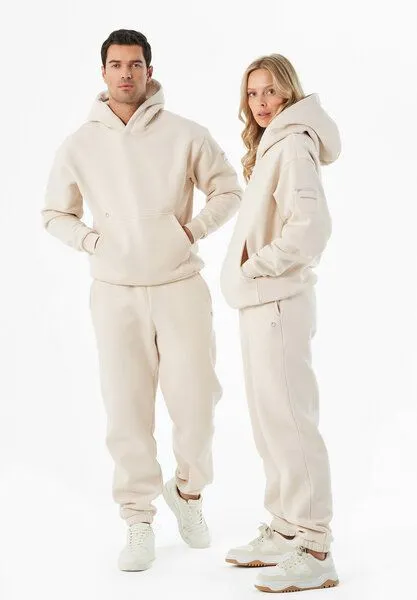 ORGANICATION ORGANICATION PARKERR | Essentials Travel Unisex Jogginghose aus Bio-Baumwolle & Recyceltem Polyester, Off white, – Produktbild 1 von 4