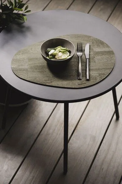 Clarissakork Clarissakork Tischset Pear, Oliv (dunkelgrün), – Produktbild 1 von 2