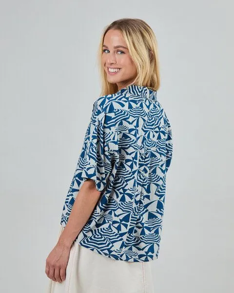 Brava Fabrics Brava Fabrics Kurzarmbluse Sombrilla – Produktbild 3 von 4