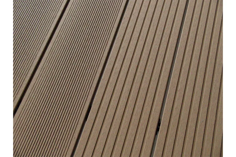 woodstore24 BPC Massivdiele WoodoSaba, 20 x 145 mm, dunkelbraun, 4,00 m lang – Produktbild 1 von 1