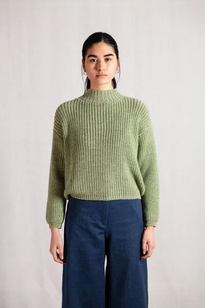 Jyoti - Fair Works Jyoti - Fair Works Baby-Alpaka Turtleneck Strickpullover Tacna, Lindgrün, – Produktbild 3 von 3