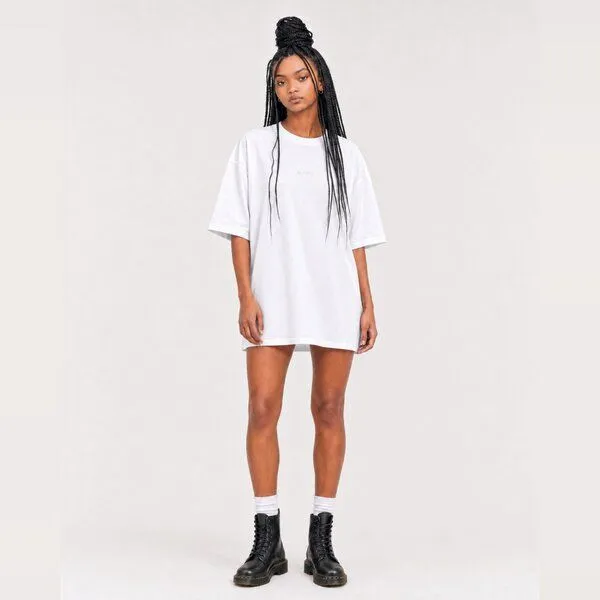 hey hey studios hey hey studios Damen Oversize T-Shirt „Essential Weiß“ aus Bio-Baumwolle, Weiß, – Produktbild 1 von 4