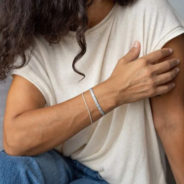 juni juni Graues Armband Finja – Produktbild 2 von 4