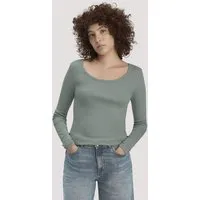 hessnatur hessnatur Softrib Longsleeve Fitted aus Bio-Baumwolle und TENCEL Modal, Mattgrün, – Produktbild 1 von 1