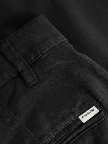 KnowledgeCotton Apparel KnowledgeCotton Apparel Chinohose - LUCA Slim Fit chino pant - mit Bio-Baumwolle, Schwarz (black jet), – Produktbild 6 von 8