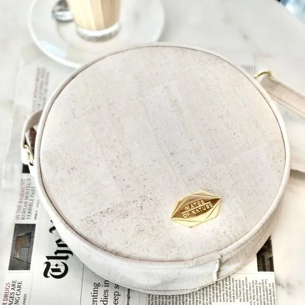 MATES OF NATURE MATES OF NATURE Circle Bag | Runde Korkleder-Handtasche, White, – Produktbild 1 von 4