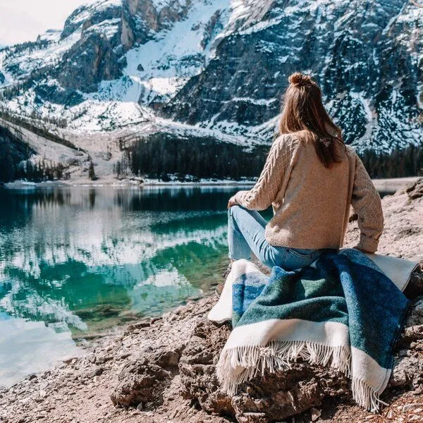 Steppenwolle Steppenwolle Decke 100% Schurwolle mulesingfrei, Tannengrün/eisblau - alaska, – Produktbild 3 von 4