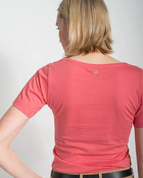 Alma & Lovis Alma & Lovis Basic T-Shirt aus 100% Bio-Baumwolle ‚Tee‘, Hellrot, – Produktbild 3 von 3