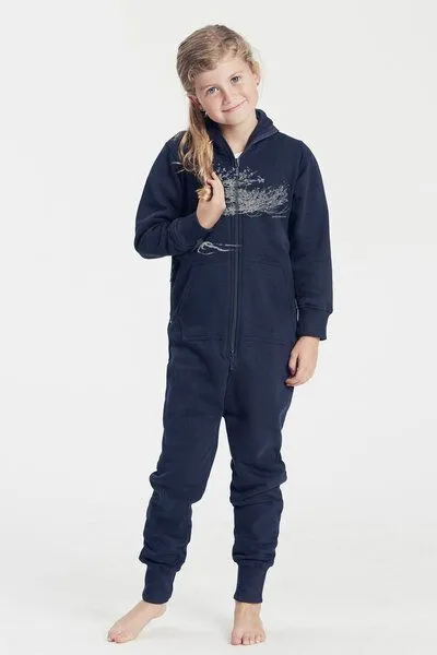 Peaces.bio - handbedruckte Biomode Peaces.bio - handbedruckte Biomode Jumpsuit Windy Tree Kinder, Navy, – Produktbild 1 von 3