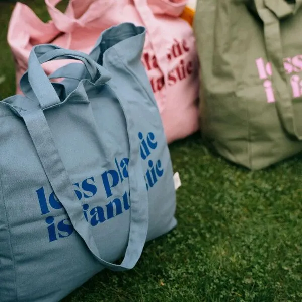 OMOM OMOM Stofftasche Shopper aus Bio-Baumwolle, Grün, – Produktbild 2 von 3