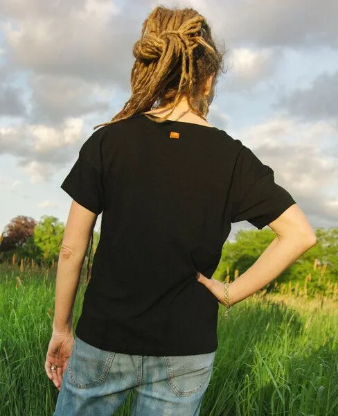 Cmig Cmig Damen T-Shirt Franzi Fuchs in schwarz – Produktbild 4 von 4