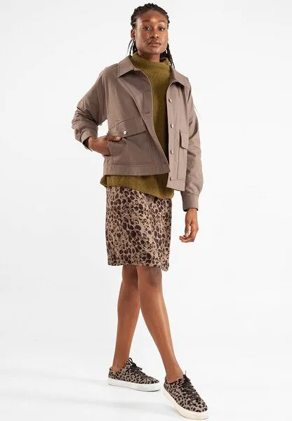 Alma & Lovis Alma & Lovis Softshelljacke aus reiner Bio-Baumwolle | Softshell Army-Jacke, Trüffel (khaki), – Produktbild 2 von 4