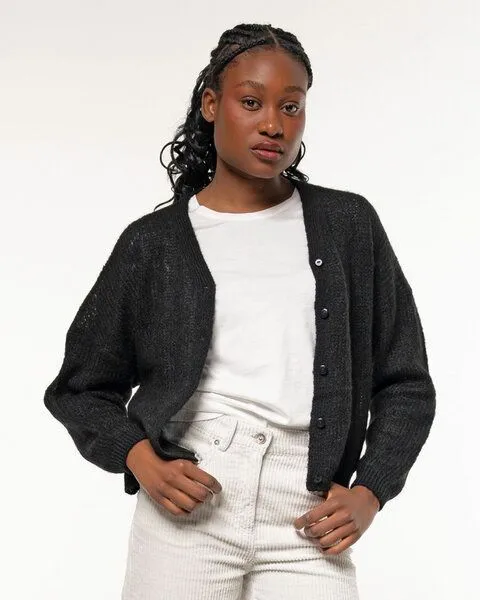 Alma & Lovis Alma & Lovis Leichte Strickjacke aus feinem Alpakagarn | Light Jacket, Raven (schwarz), – Produktbild 1 von 4