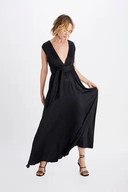 Neu Nomads Neu Nomads Damen vegan Kleid Grace Schwarz – Produktbild 1 von 1