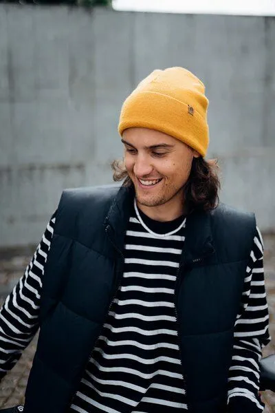 Kopyto Kopyto WOLF - Glatte Zweilagige Beanie Mütze aus 100% RWS-Merinowolle, Rosig, – Produktbild 5 von 6