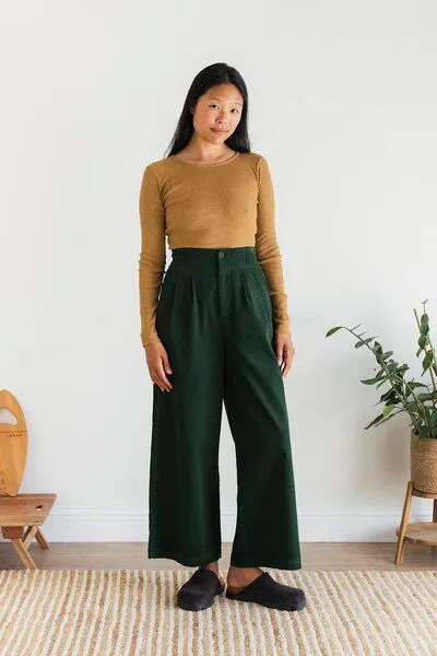 TWOTHIRDS TWOTHIRDS Mikrocordhose Balcarrick, Dark green, – Produktbild 2 von 3